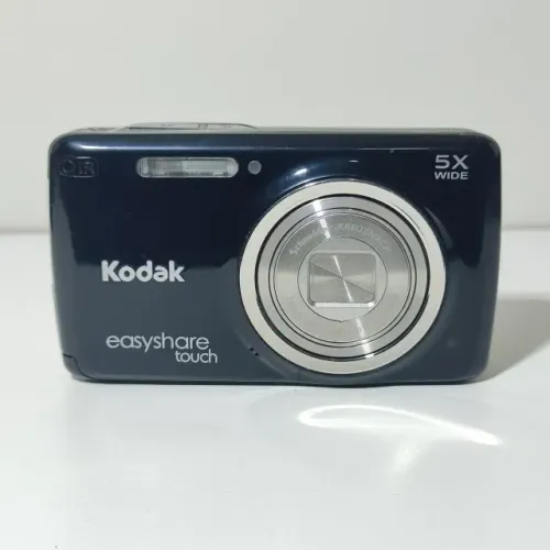 Camera Digital Kodak Easyshare Touch M577 14MP 5x Preta com Acessórios e Brinde