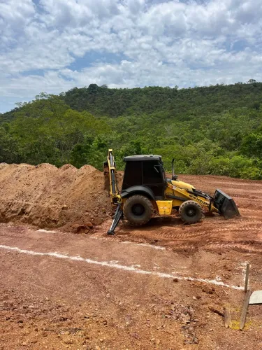 Retroescavadeira New holland B95 2020