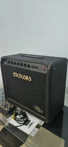 Amplificador Cubo Meteoro Gs100 Nitrous Guitarra C/ Foot Pro
