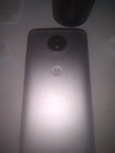 Smartphone Motorola com defeito