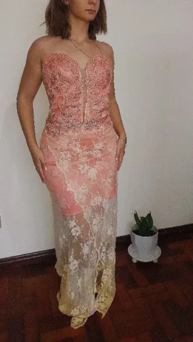Vestido rosa tomara que caia (não cai) com saia rendada por cima- para festas, eventos