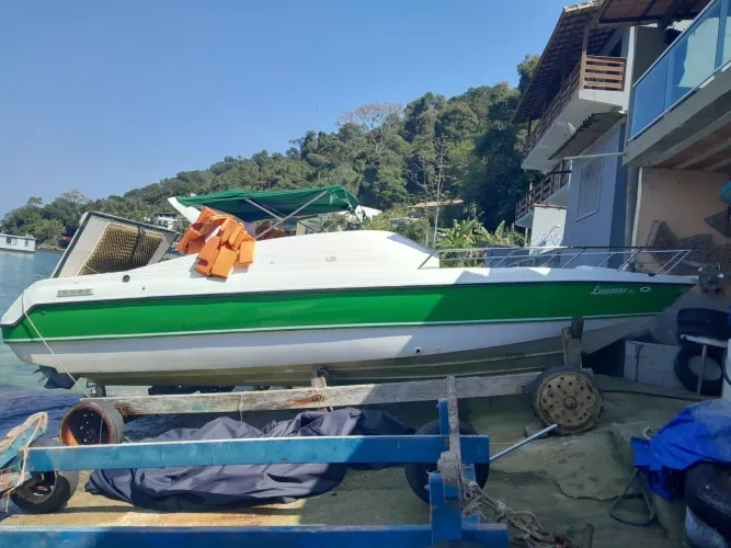 Lancha 23' Rival