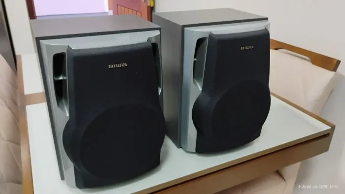 Par de caixas de som Aiwa modelo sx - NA702 estado de novo/ raridade