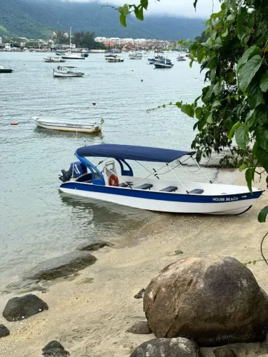 BARCO NOVO DEMAIS 348 HORAS MOTOR YAMAHA 14 PESSOAS