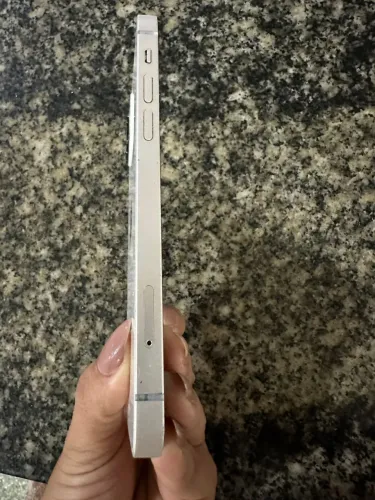 iPhone 12 blindado, pra hoje. Valor negociável