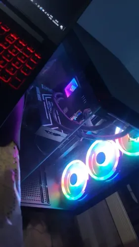 Vendo PC Gamer Ryzen 7 5700X3D, RTX 4060, 32GB RAM