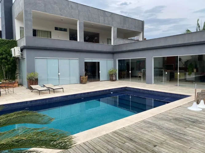 LINDA MANSÃO EM CONDOMÍNIO DE LUXO VEREDAS DO MAR EM PIÇARRAS