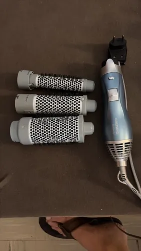 escova modeladora Grundig (marca alemã) HS 5523