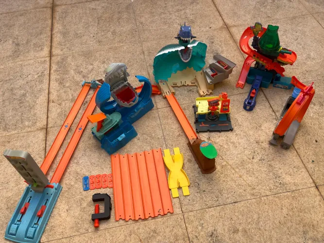 Combo Hot Wheels