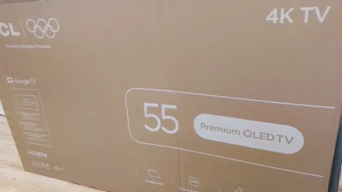Smart TV tcl Google 55 polegadas 4K borda infinita comando de voz na caixa com nota fiscal