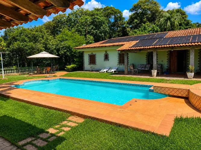 Chácara São Roque, Piscina, Churrasqueira, campo de Futebol e beach tennis