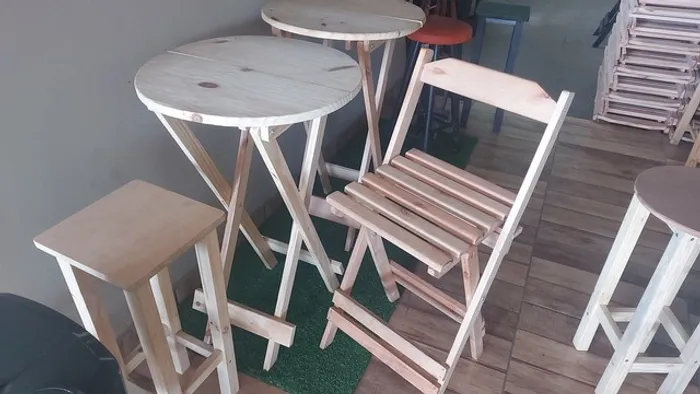 Cadeira dobrável alta para bistrô e balcão