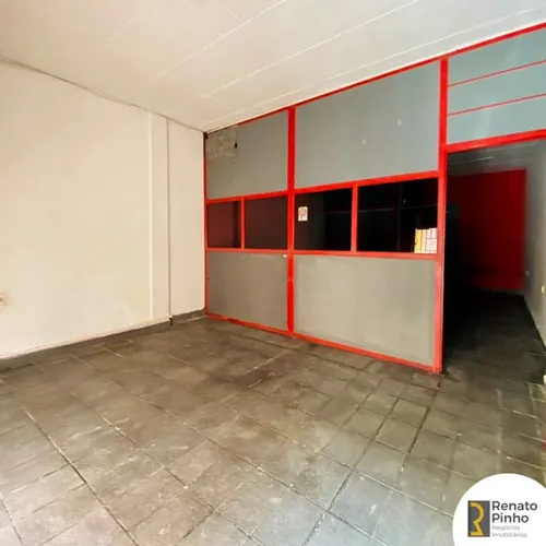 Loja comercial próxima à OAB