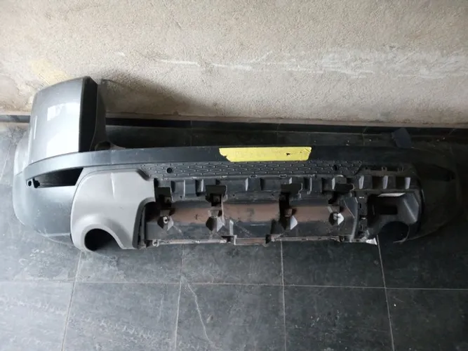 Parachoque traseiro Land Rover Evoque 