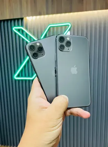 iPhone 11 Pro com garantia / adquira nessa terça feira 