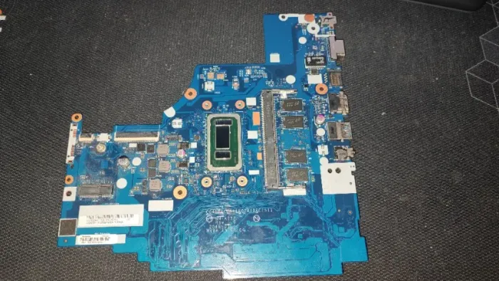Placa Mãe Lenovo Ideapad 310-15isk I5-6500u NM-A752 REV 1.0 (DEFEITO)