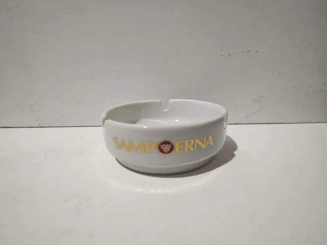 Cinzeiro Sampoerna