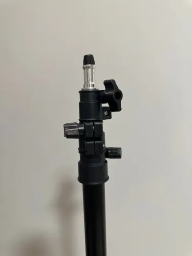 Tripé para equipamento fotográfico 2m - Preto - Novo