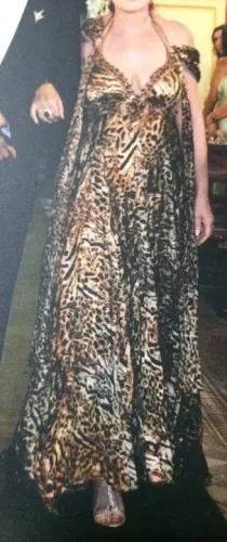 Maravilhoso vestido festa - animal print, Luxo Tam 44