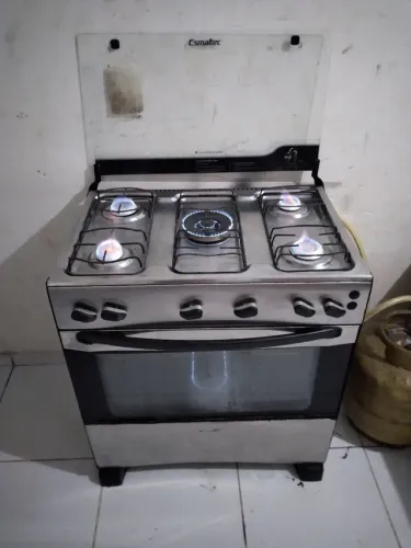 Vende-se fogão 5 bocas todo ok 399$$ já com entrega grátis 