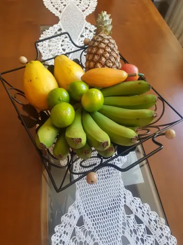 Fruteira Decorativa de Ferro Trevo