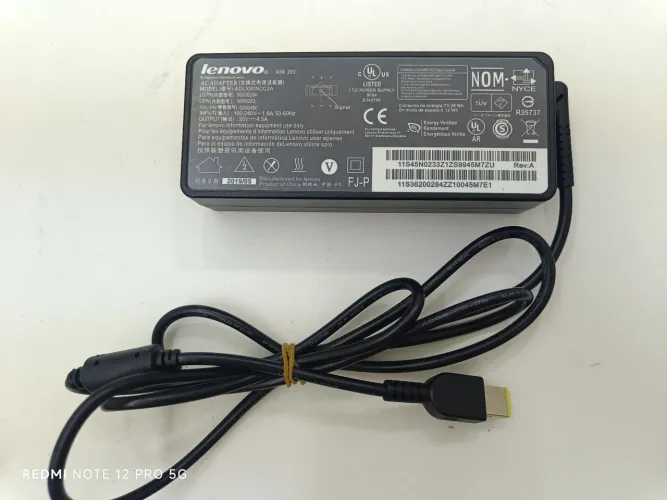 Fonte Lenovo USB 90W 