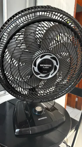 Ventilador de Mesa Mondial Turbo 40cm 8 Pás 3 Velocidades Preto