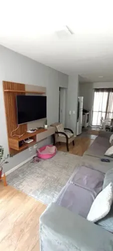 Vendo cada em Rio Branco Cariacica