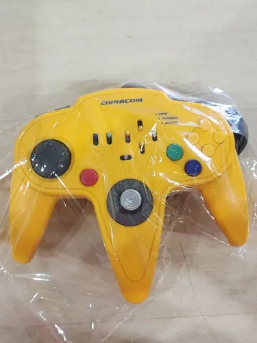 Controle de nintendo 64 amarelo Dynacom 