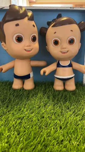Bonecos Nívea Dolls Vinil - dupla Nina e Lipe