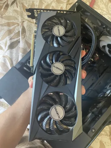 RTX 3050 8GB GIGABYTE 3 FAN