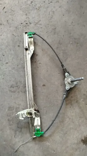 Máquina de vidro trás esquerda Idea
