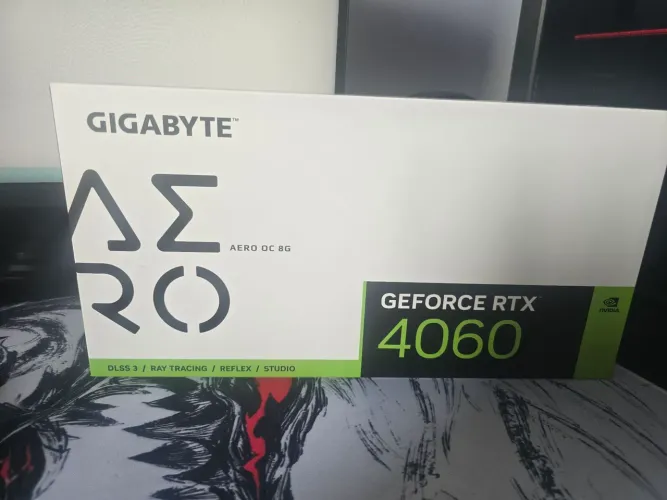 Placa de vídeo 4060 AERO OC 8G gigabyte