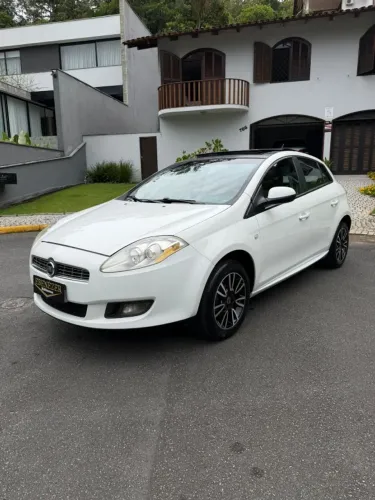 Fiat Bravo Essence Dualogic 1.8 Flex 16V 5P 2013