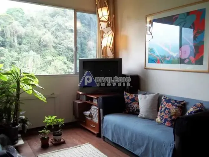 Apartamento 3 quartos, suíte, 92 mts, vista para o verde e Lagoa, 1 vaga de garagem, na La