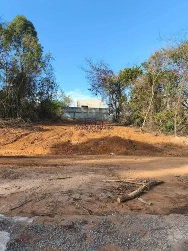 Lote 180m² à venda no Xangri-la