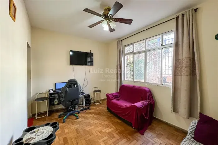 Apartamento á venda no bairro Prado