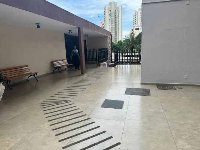 Edificio Napoli 3/4 sendo um suite prox av do CPA bairro Alvorada - Cuiabá - MT
