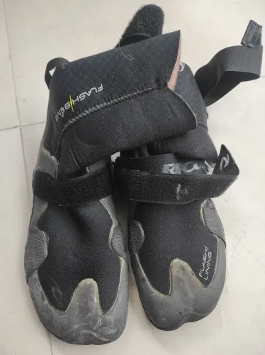 Botas de Neoprene Rip Curl Flashbomb E4 3mm - Surfe