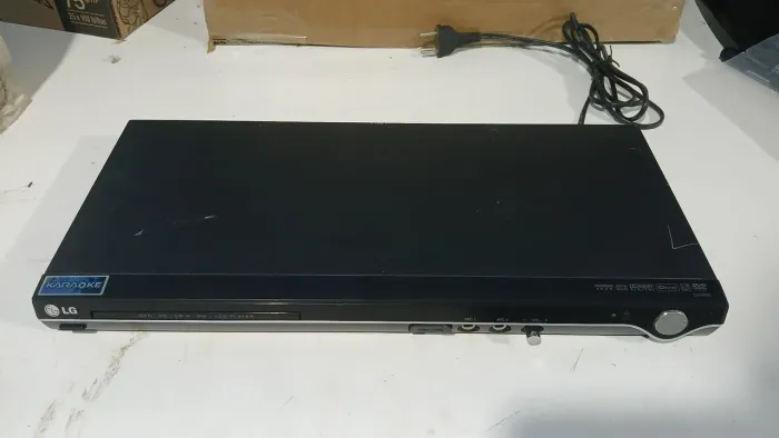 DVD LG DV288K (Karaokê)