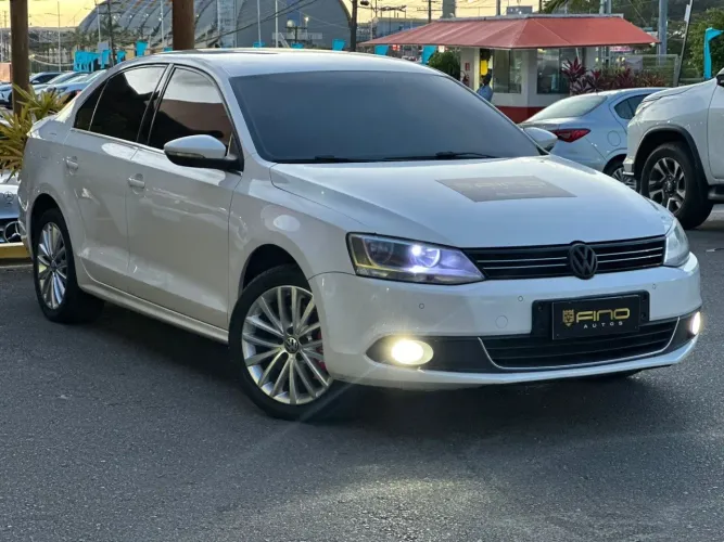 Volkswagen Jetta Highline 2.0 TSI 16V 4P Tiptronic 2012