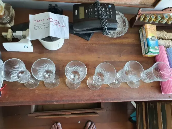 Taças champagne vinho clássicas.