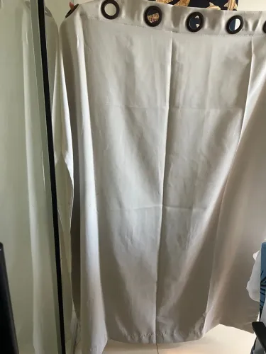 Cortina corta luz (blackout)