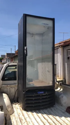 Freezer Vertical Cervejeiro Galopar (Porta de vidro)