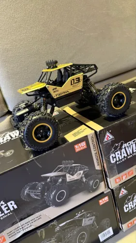 Carro de controle remoto 4x4