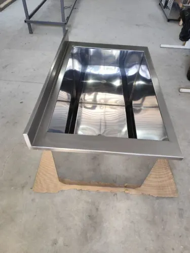 Bojo em Inox para fixar na parede sob medida 