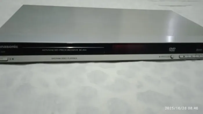 Vendo TV 29 tela plana e DVD 