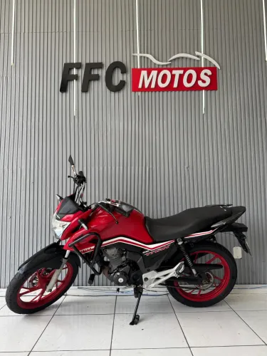 Titan 160 ex ano 2019 IPVA 2025 pago Faço Financiamento