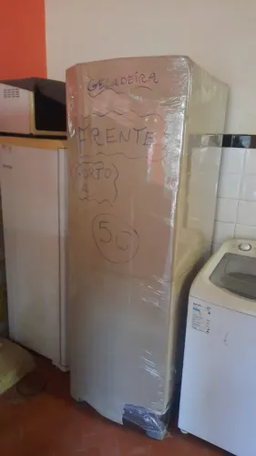 Vendo geladeira Brastemp 375l 220v