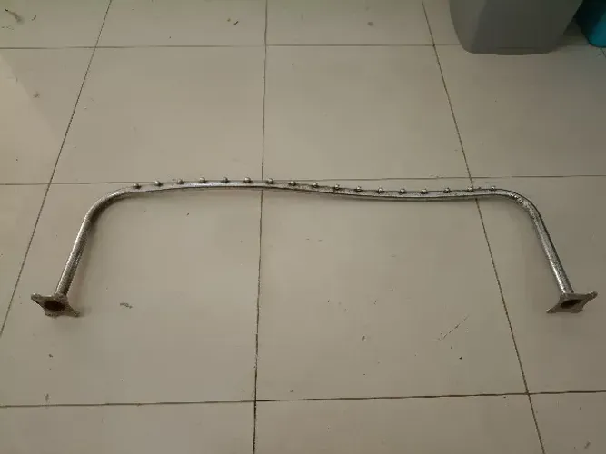 Arara cromada de parede
